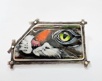 Green Eye Cat Brooch/ Pendant | Handmade Silver Cloisonne Enamel Jewelry | Perfect Gift for Cat Lovers