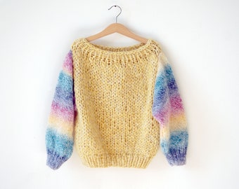 Unikat, Kinderpulli, handgestrickter Sommerpulli, gestreifter Pulli, nachhaltige Kindermode, Regenbogenpullover