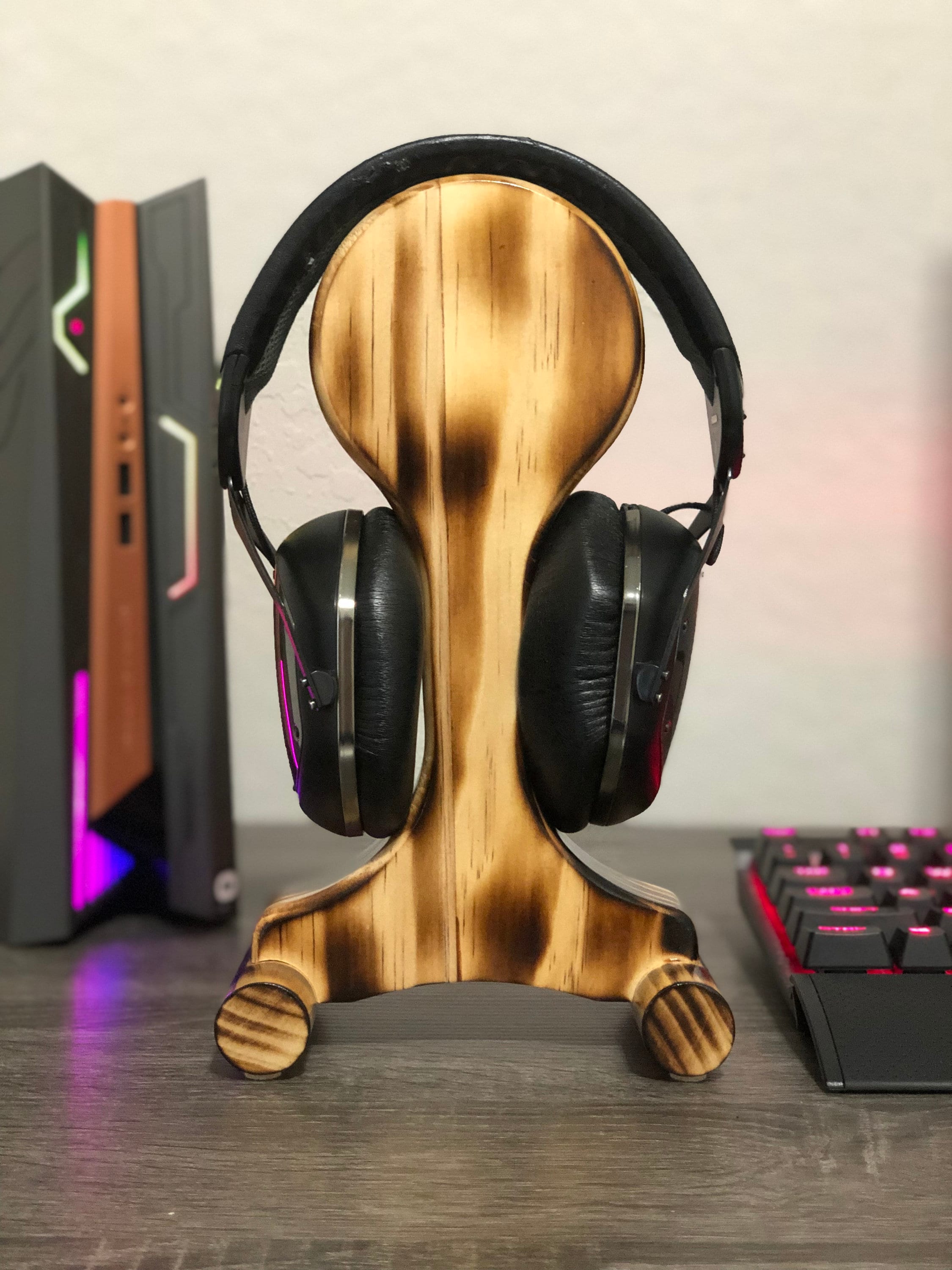 Slim Wood Headphone Stand, Audiophile Wooden Headphone Stand, Headphone