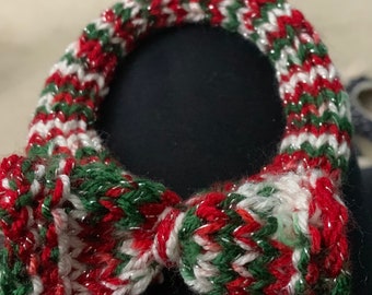 Christmas Bow Tie, Pet Festive Collar, Woolly handknitted dog bow, Doggy winter Fashion, Puppy Fashion,  Winter pet Collar, Pet Fashion,