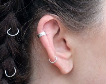 Bijou d'oreille martelé 3 mm en argent sterling | Pas de piercing | Bijou d'oreille texturé à la main, finition martelée | Bijoux minimalistes | Un minimum de tous les jours