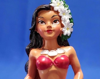 Dasboard Hula Dancer With Red Pom Poms