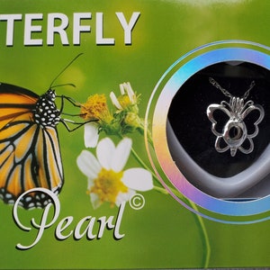 Beautiful Butterfly Pearl Necklace