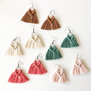 Small dangle macrame earrings / boho earrings / custom earrings / fringe earrings / boho style / hippie style/ gift under 15 / custom color
