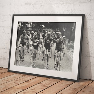 Tour de France Poster 50x70 Cyclists Smoking Landscape Poster image 5