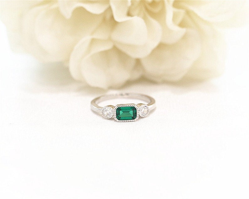 Silver Ring 4*6mm Sqare Cut Created Emerald Ring White Gold Plated Ring Engagement Ring Wedding Ring Anniversary Ring Handmade Ring