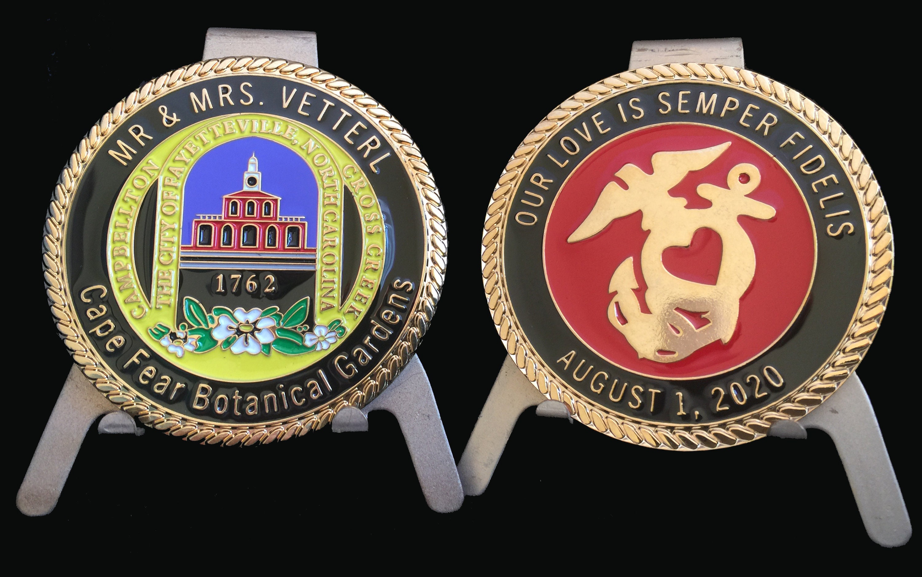 カスタムウェディングチャレンジコイン：新郎新婦へのギフト - Etsy 日本