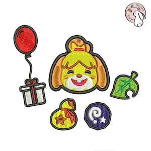 Puede incluir: Parches bordados con la cara sonriente de un perro amarillo, un globo rojo, un regalo envuelto, una hoja, una bolsa de dinero y una insignia morada con una espiral y una estrella. Los parches tienen contornos negros sobre un fondo blanco.