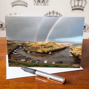 Tarjeta de felicitación arcoíris de Seaton Sluice – Costa de Newcastle – Tarjeta en blanco – Cumpleaños, Día de la Madre, Aniversario, Agradecimiento – Regalo de arte costero