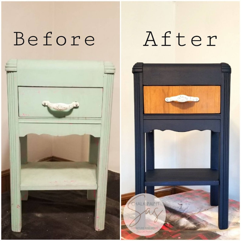 Pu&ograve; includere: Immagine prima e dopo di un piccolo comodino in legno. Il comodino &egrave; dipinto di verde chiaro nell'immagine prima e di blu scuro nell'immagine dopo. Il cassetto &egrave; dipinto di legno chiaro nell'immagine dopo. Il comodino ha un piccolo ripiano sotto il cassetto.