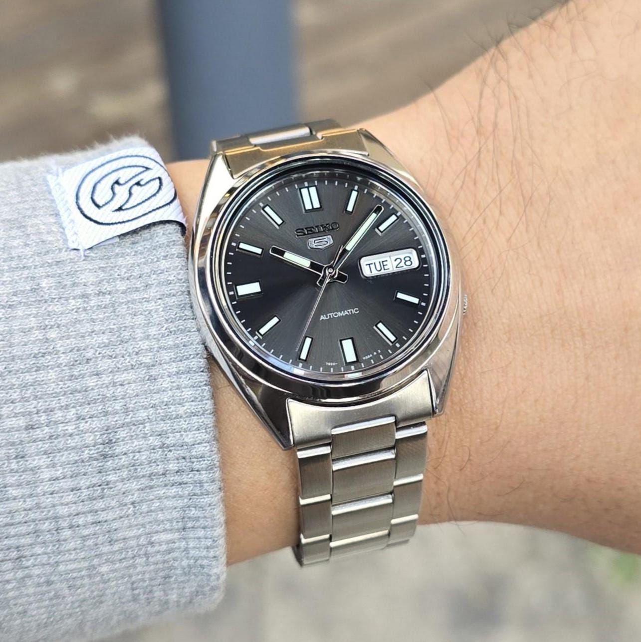SEIKO 5 SNXS79 カーブエンド 19mm ステンレススチール メタルウォッチ 