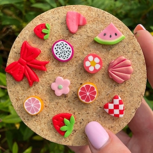 Red/Pink Theme Magnets or Drawing Pins