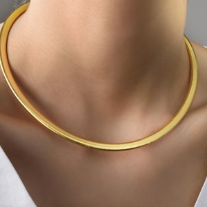 Zilveren choker ketting minimalistisch mat zilver statement choker geborsteld open kraag ketting verstelbaar gedraaid sterling verzilverd Gold Straight