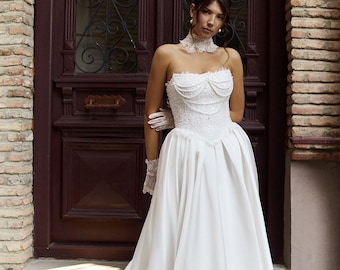 Princess Wedding Dress with Basque Corset, Lace Corset Wedding Dress with Satin Skirt and Train, Saten & Chantilly Lace AMARISSE