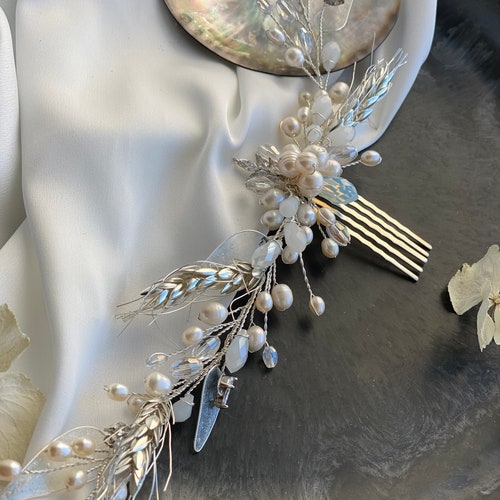 Beautiful & Boho Bridal Flower Crowns : Chic Vintage Brides