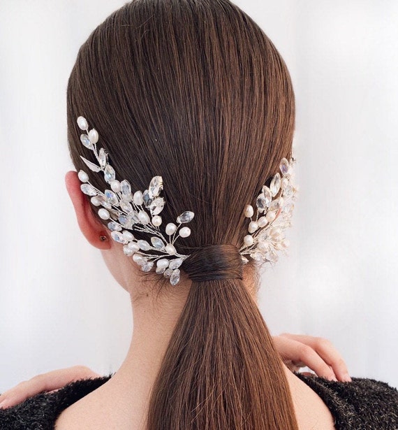 Romantic Bridal Headpiece – Wedding Crown, Pearl Hair Comb  display picture 2