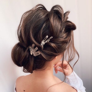 Quartz Hairpins, Crystal Hair Pins, Clear Quartz wedding hair, Crystal bridal hair accessory, Bridal hair comb, Wedding headpiece image 1