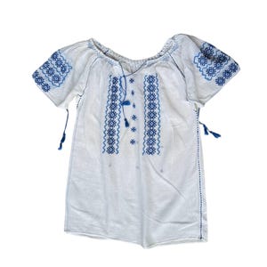 Vintage Romanian blouse for girls 2-5 years old, made by hand