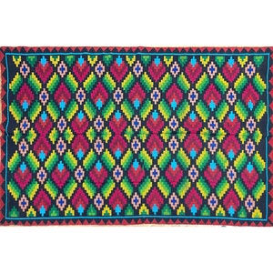 Amazing colors! Romanian handwoven rug, geometrical design in superb colors. Tapis roumain. Tapis vintage laine. Teppich. Tappeto