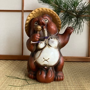 品質のいい Tanuki Garden Statue - Etsy 工芸品
