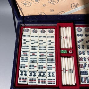 side of a game mahjong box