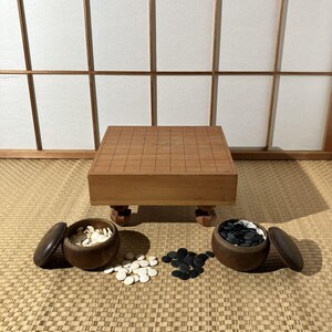 Japanese Vintage Goban Go Board Set W/ Bowls & Glass Stones - Etsy