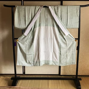 Vintage Japanese Silk Kimono – Light Green with Woven Floral Motifs – Authentic Traditional Wear