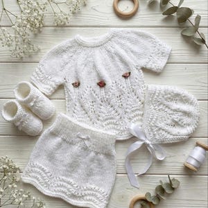 Un modello di maglia da 4 pezzi "Willow" per bambole Reborn da 16 a 22 pollici o per neonati da 0 a 3 mesi