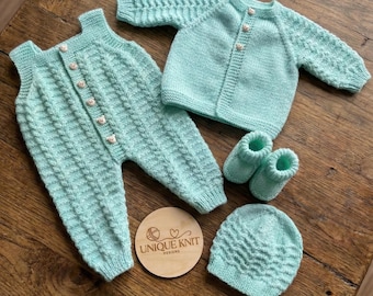 Aurora Dungaree Set Knitting Pattern – Reborn Doll, 0-3 Month Baby