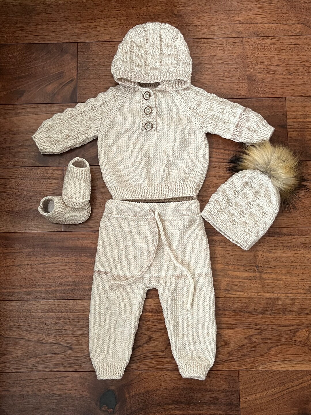 A dubai 4 Piece Knitting Pattern Set for Reborn Doll 16 22 or 03 Month