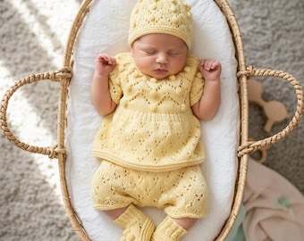 Dewdrop multi piece knitting Pattern – Reborn Doll or 0-3 Month Baby (PDF Pattern)