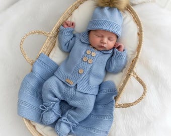 Walnut Knit Outfit Pattern – Reborn Doll or 0-3 Month Baby (PDF Pattern)