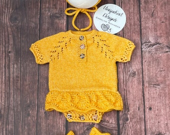 Un modèle de barboteuse à tricoter « Venise » pour reborn doll 16-22" ou bébé de 0-3 mois
