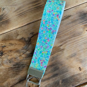 Llavero de pulsera de cuero sintético