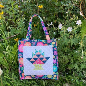 Quilter's Tote Bag Pattern PDF image 1