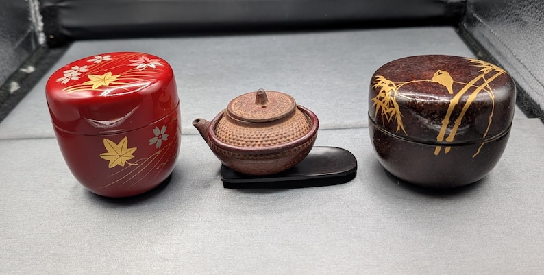Japanese Tea Ceremony Set - Vintage Set 12 Pieces Including Matcha Accessories Original Wooden Box, 3 Types of Tea Bowls, 2 Lacquer Natsume