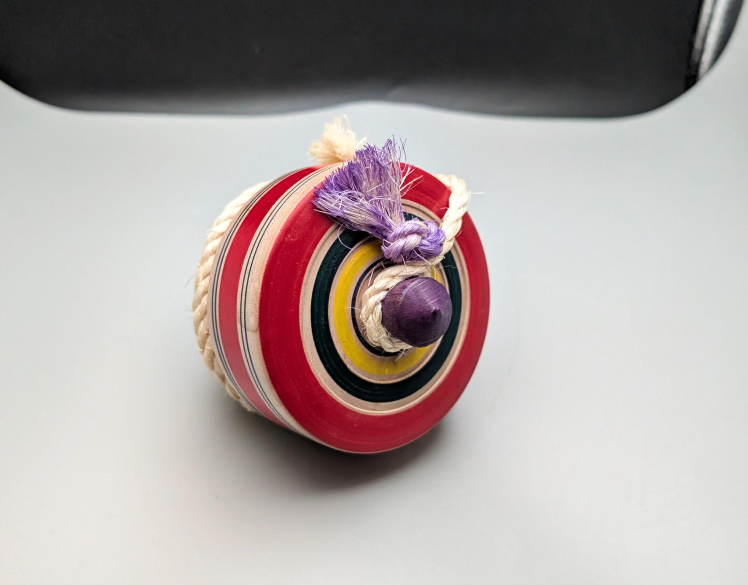 Lacquered Wooden Japanese Koma Top: Vintage Fighting Spinner Toy