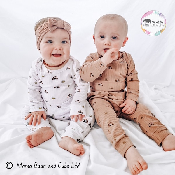 Rainbow Baby Gift | Baby Rainbow Clothing Set | Unisex Baby Clothing | Baby Outfit Rainbow Print | Baby Girl Gift Set | Baby Boy Gift Box