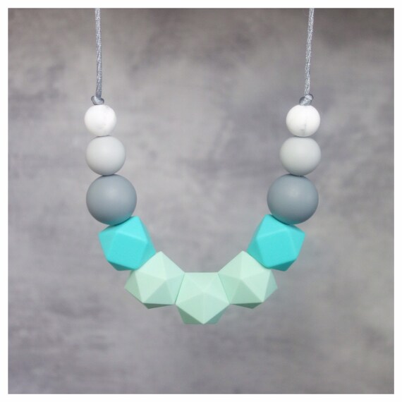 mums teething necklace