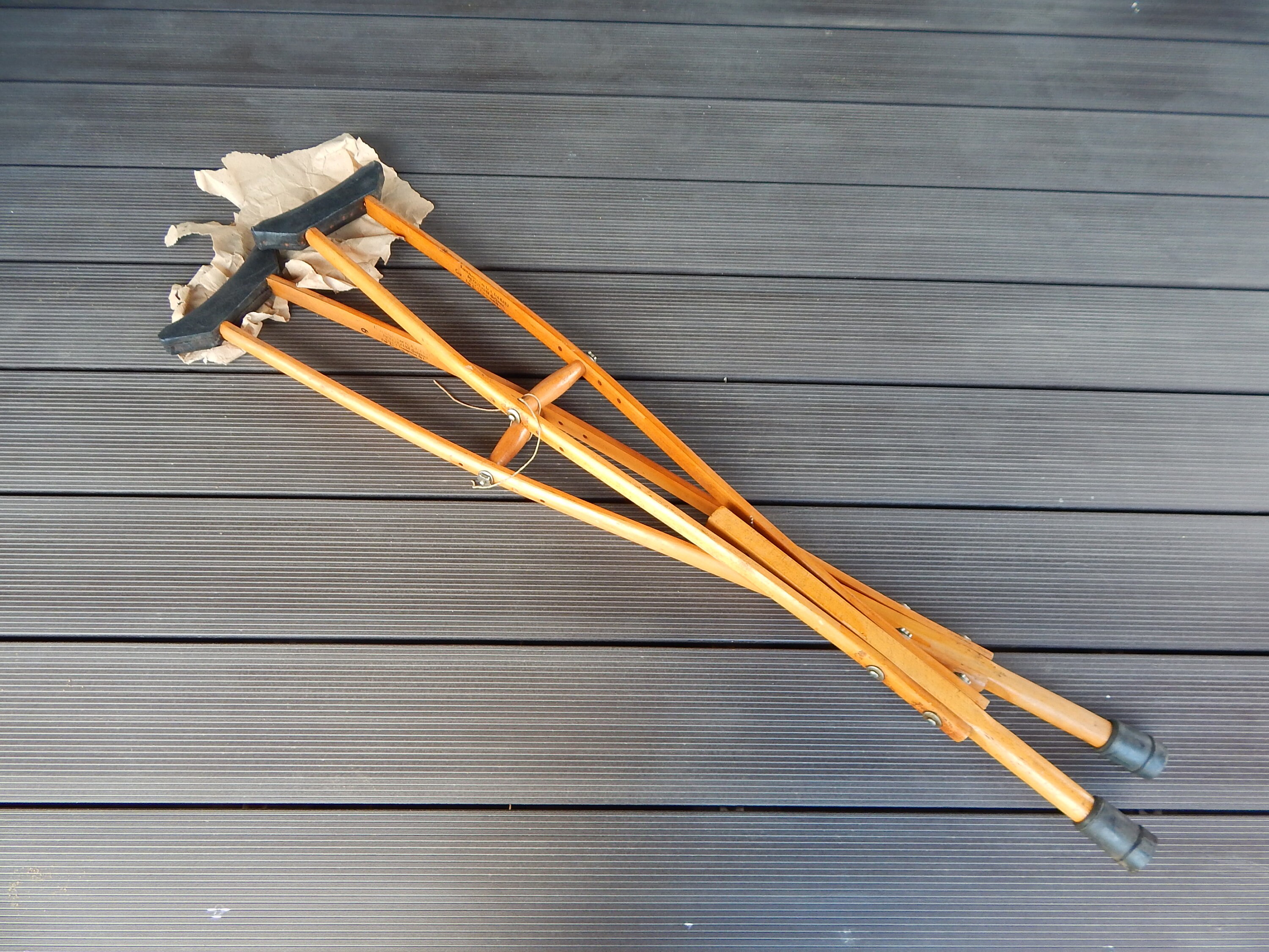 Wooden Crutches for sale Only 3 left at 60