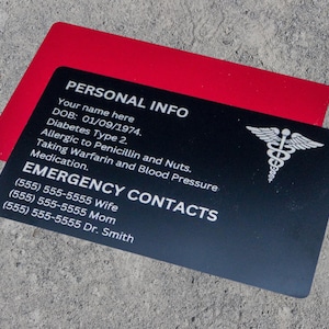 Portafoglio con tessera di allerta medica, tessera di contatto di emergenza in alluminio incisa per portafoglio, avviso medico personalizzato per condizioni mediche.