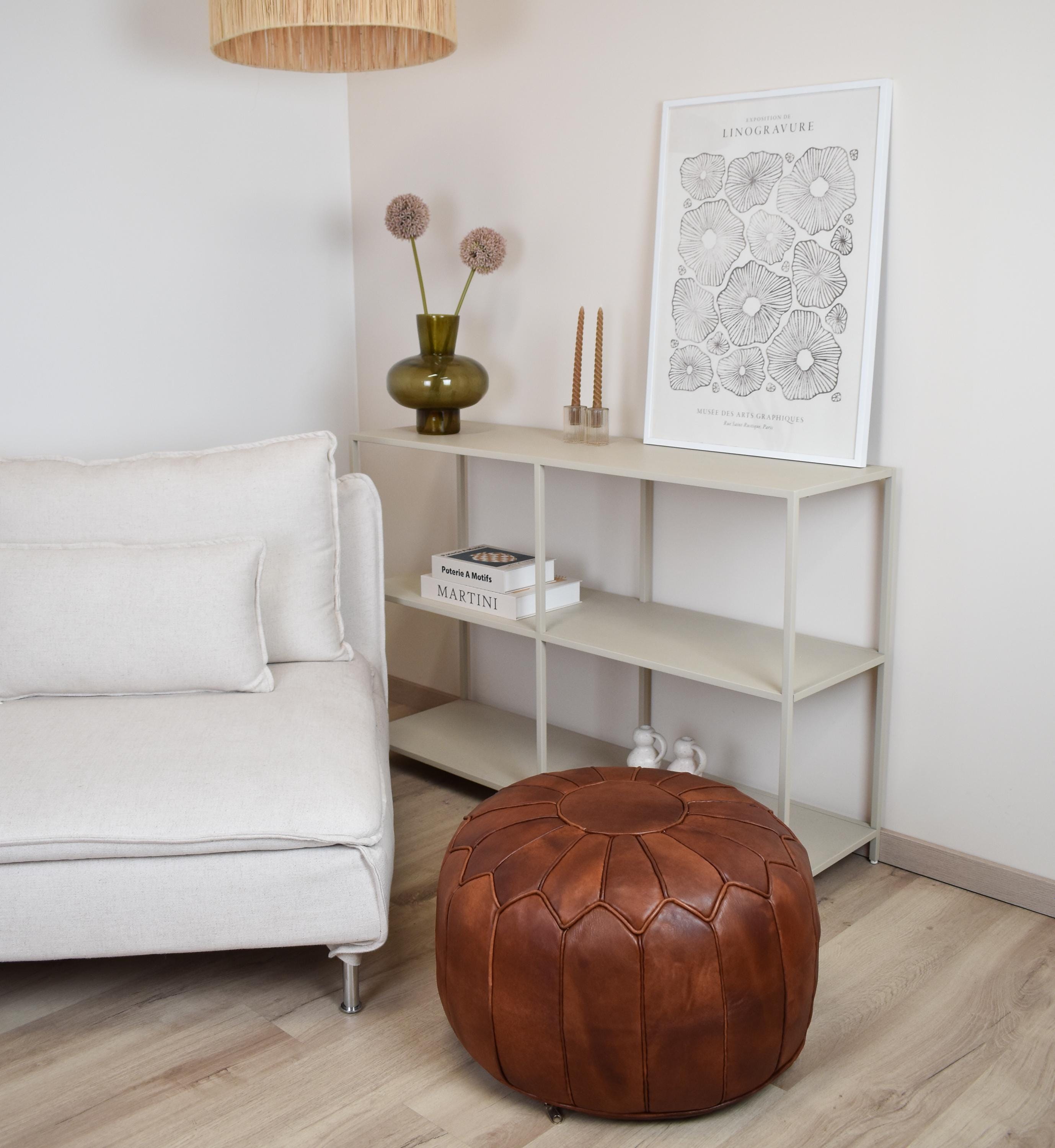 モロッコレザープーフ ハニーレッド - 詰め物入りでお届け - モダン