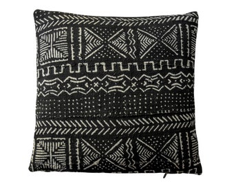 Mudcloth Cushion Cover Square - Handmade - 100% Wool and Cotton - 45x45 cm - African Style