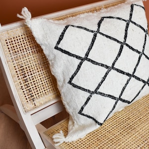 Berber Cushion Cover Square Beni Ouarain- Handmade - 100% Wool and Cotton - 40x40 cm