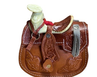 1 HAND TOOLED PURSE , saddle purse , real leather , small purse , 4" x 5", girl purse , crossbody , terracota
