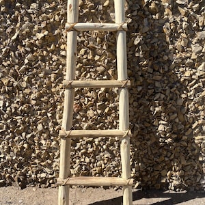 TARAHUMARA KIVA LADDER 4FT , rustic decor , blanket ladder , made in mexico , rough finish.