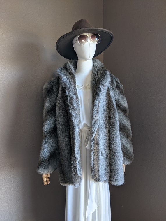 Vintage faux fur Coat Jacket wolf - image 6