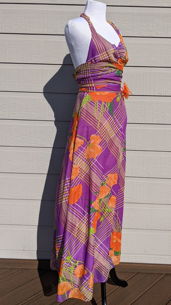 Vintage maxi halterneck dress 70s purple with big… - image 4