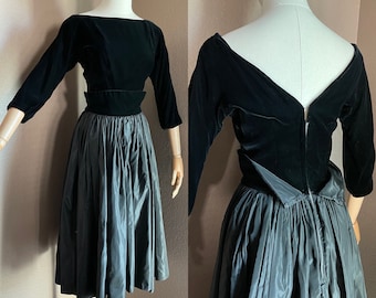 Vintage 50s Suzy Perette midi black coctail Dress velvet top taffeta skirt Open back