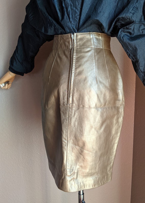 Vintage Leather Bronze super High waist mini Skir… - image 7